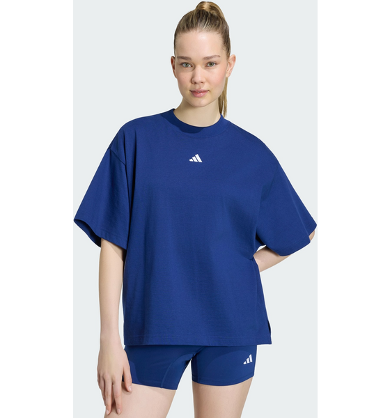 
ADIDAS, 
Adidas 3 Stripes Studio Boyfriend T-shirt, 
Detail 1

