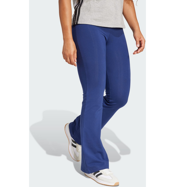 938398104101 ADIDAS Adidas Essentials Small Logo Flared Tights  Model01 Detail