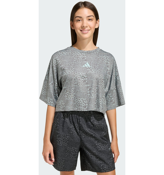 
ADIDAS, 
Adidas Future Icons T-shirt Med Heltäckande Tryck, 
Detail 1
