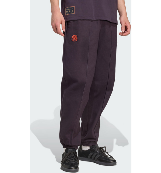 
ADIDAS ORIGINALS, 
Adidas Originals Fc Bayern Terrace Icons Träningsbyxor, 
Detail 1
