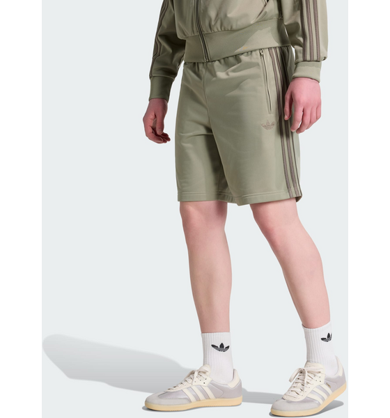 
ADIDAS ORIGINALS, 
Adidas Originals Firebird Shorts, 
Detail 1
