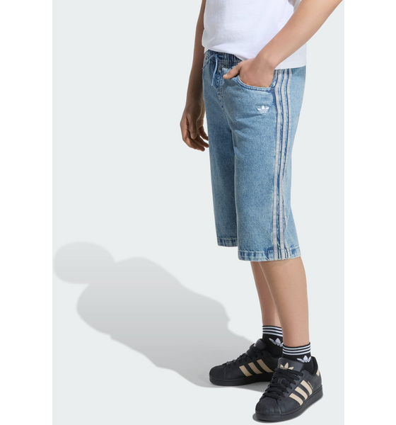 
ADIDAS ORIGINALS, 
Adidas Originals Loose Denim Jorts, 
Detail 1

