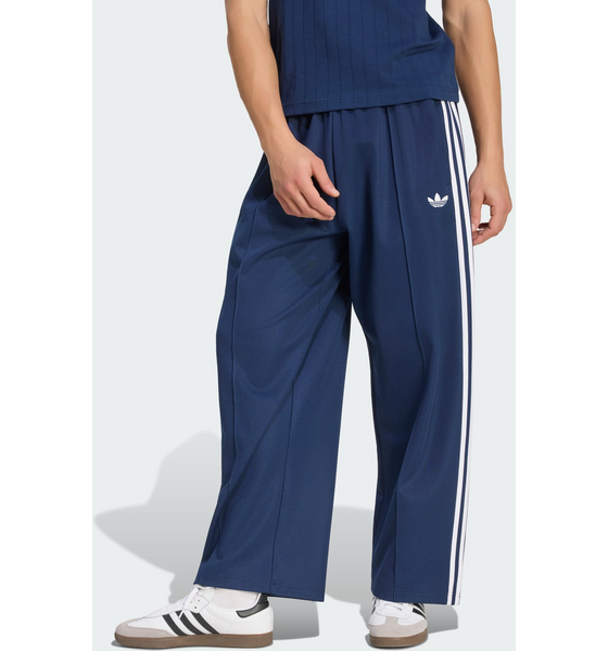 
ADIDAS ORIGINALS, 
Adidas Originals Oversized Tr&auml;ningsbyxor, 
Detail 1
