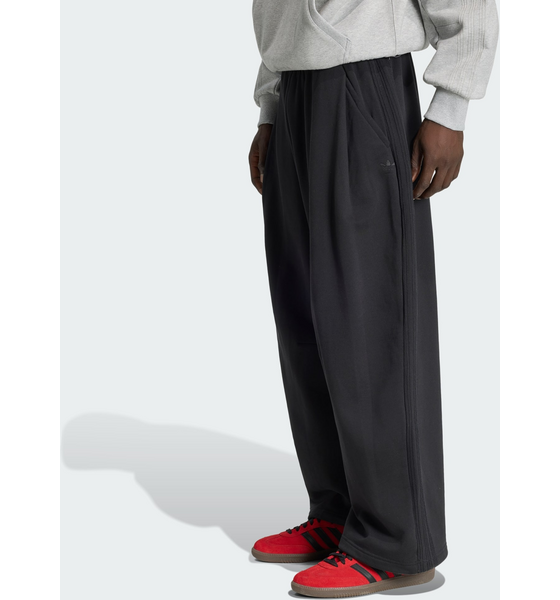 
ADIDAS ORIGINALS, 
Adidas Originals Premium Essentials Open Wide Hem Byxor, 
Detail 1
