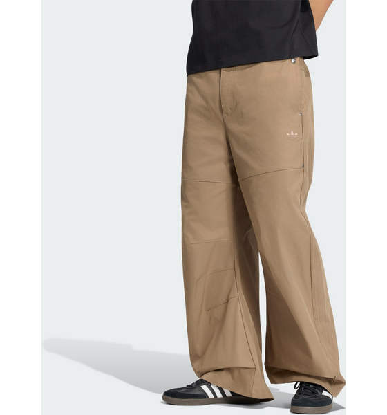 
ADIDAS ORIGINALS, 
Adidas Originals Premium Essentials Wide Pants, 
Detail 1
