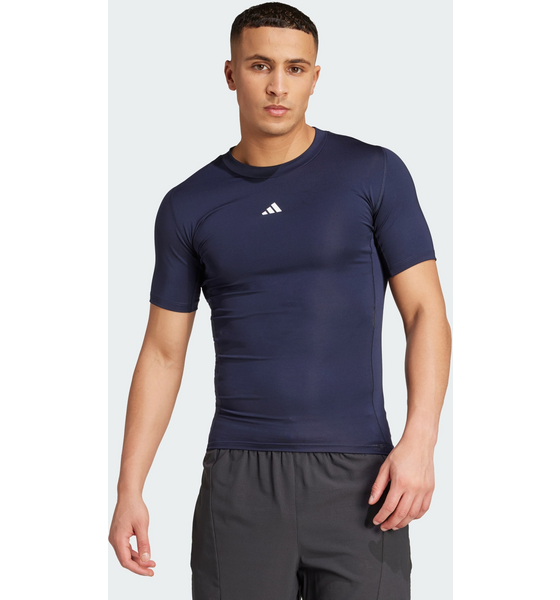 
ADIDAS, 
Adidas Techfit Compression Training T-shirt, 
Detail 1
