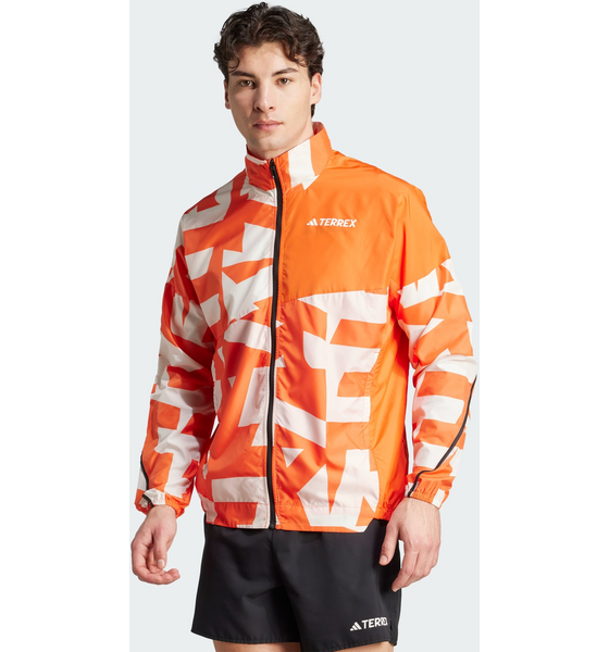 944421103101 ADIDAS Adidas Terrex Multi Printed Vindjacka  Model01 Detail