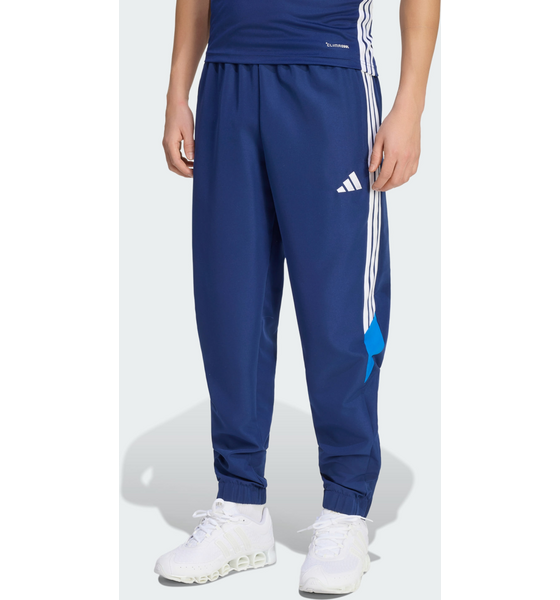
ADIDAS, 
Adidas Tiro 26 Essentials Byxor I V&auml;vt Material, 
Detail 1
