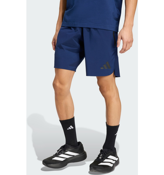
ADIDAS, 
Adidas Tiro Travel Woven Shorts, 
Detail 1
