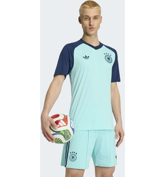 
ADIDAS, 
Adidas Tyskland 26 Uppv&auml;rmningstr&ouml;ja, 
Detail 1
