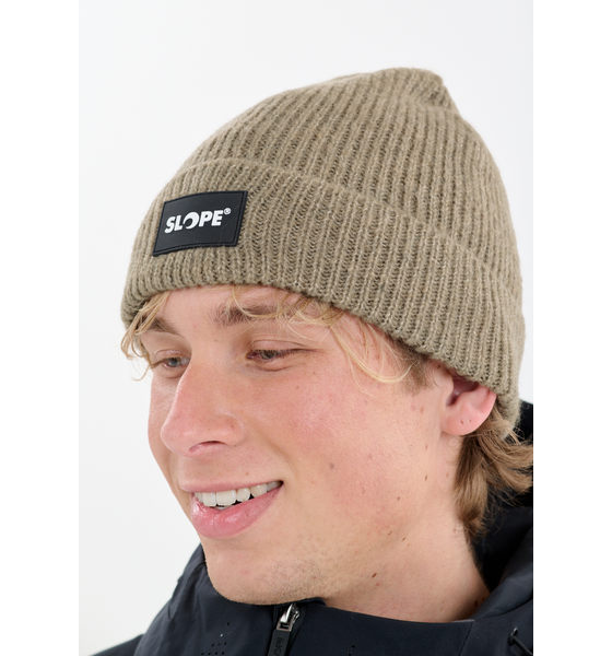 
SLOPE, 
Andi Cap, 
Detail 1
