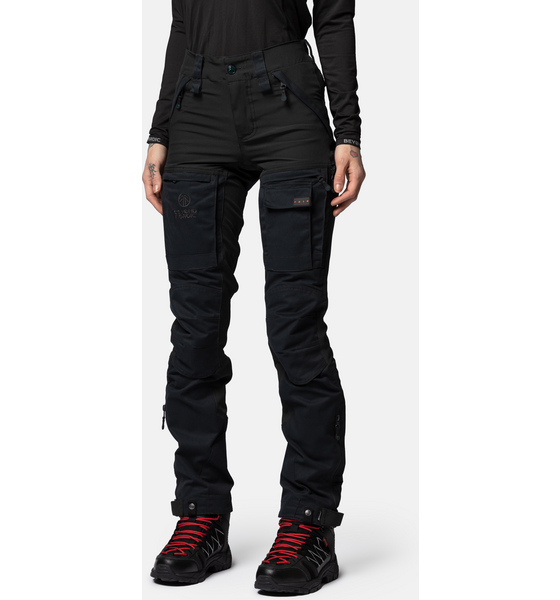 942271102101 BEYOND NORDIC Bn001-v2 Hiking Pants 942271102101 BEYOND NORDIC Bn001-v2 Hiking Pants Model01 Detail