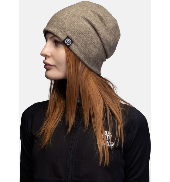 
BEYOND NORDIC, 
Bn212 Knitted Relaxed Beanie, 
Detail 1
