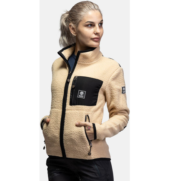 936827102103 BEYOND NORDIC Bn303 Pile Fleece Jacket Women  Model01 Detail