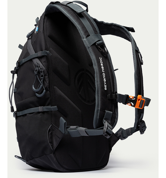 
BEYOND NORDIC, 
Bn503 20l Daypack, 
Detail 1
