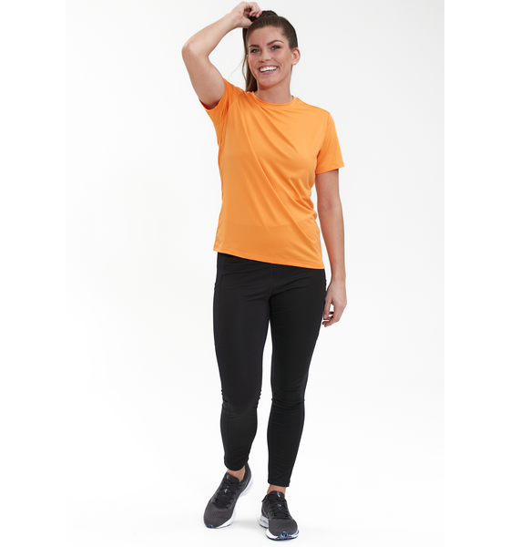 
ENDURANCE, 
Chalina T-shirt, 
Detail 1
