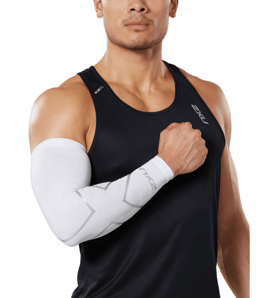
2XU, 
Compression Arm Guard (single), 
Detail 1
