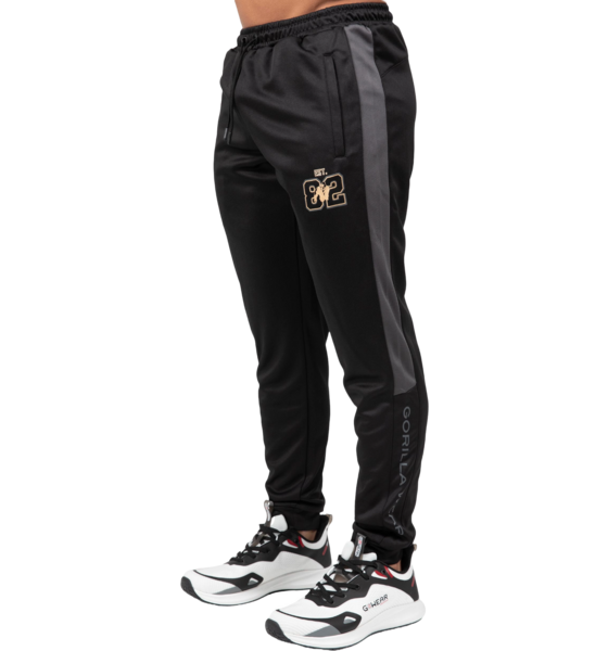 956875101101 GORILLA WEAR Devon Training Pants  Model01 Detail