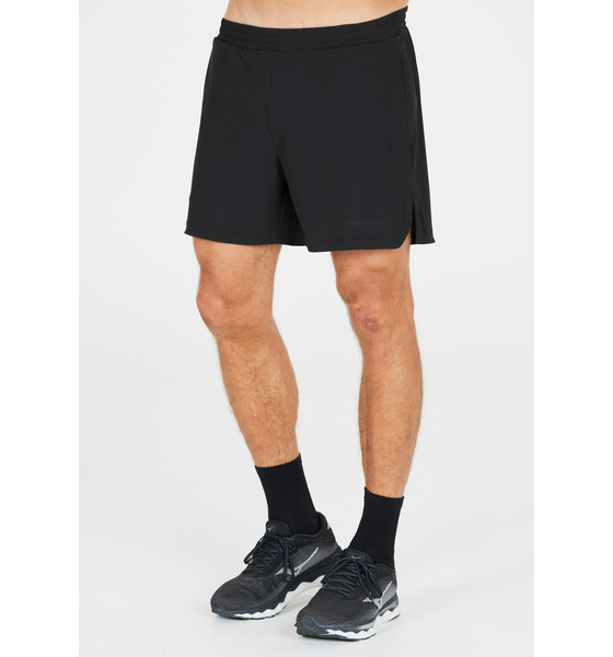 953247101101 ENDURANCE Dyne Shorts  Model01 Detail