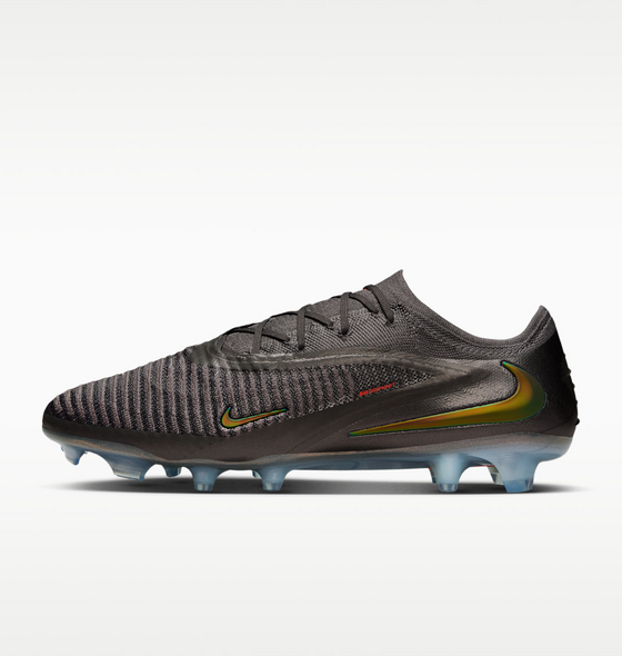 
NIKE, 
Firm-ground Football Boot Phantom 6 Low Elite Lv8, 
Detail 1
