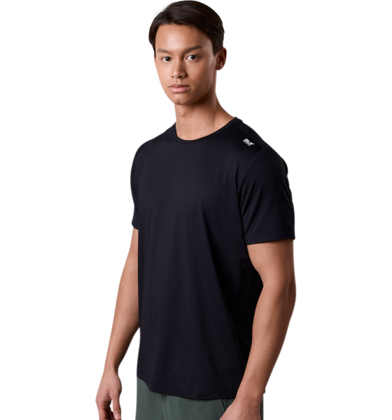 950113102101 CLN ATHLETICS Flow Mesh T-shirt Black  Model01 Detail