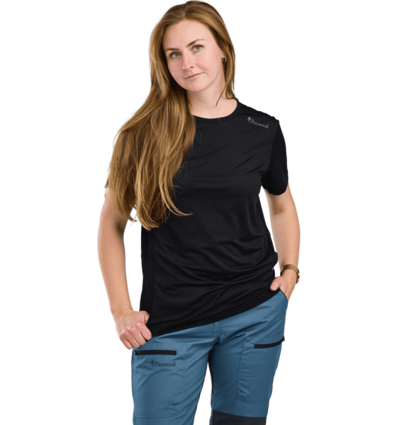 
PINEWOOD, 
Function T-shirt W, 
Detail 1
