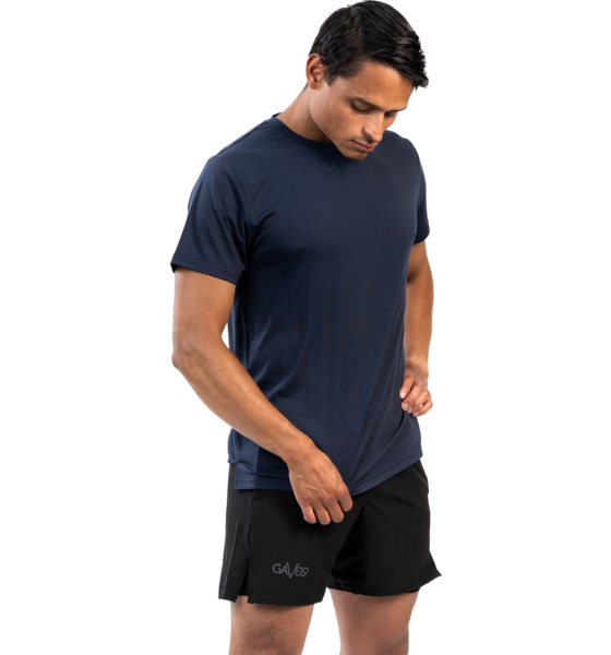
GAVELO, 
Gavelo Active Tee Dark Blue, 
Detail 1
