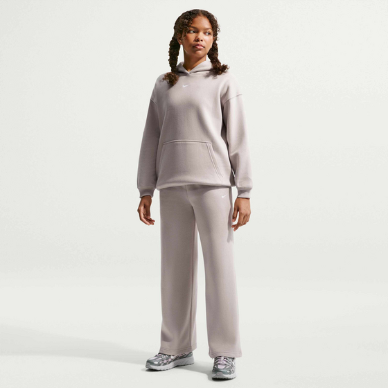 
NIKE, 
Girls' Open-hem Trousers Sportswear Studio Fleece, 
Detail 1
