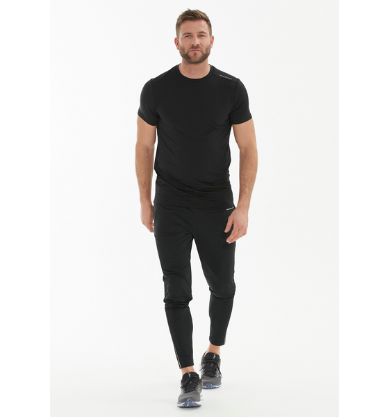 
ENDURANCE, 
Hubend T-shirt, 
Detail 1
