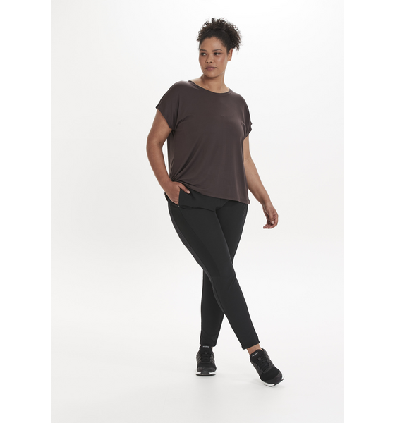 
Q SPORTSWEAR, 
Isabely Tight, 
Detail 1
