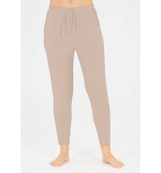 956764102101 ATHLECIA Jacey Sweatpants  Model01 Detail