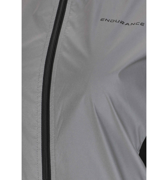 
ENDURANCE, 
Jelly Windbreaker, 
Detail 5
