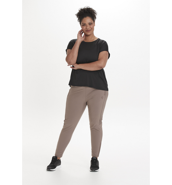 
Q SPORTSWEAR, 
Jenirei T-shirt, 
Detail 1
