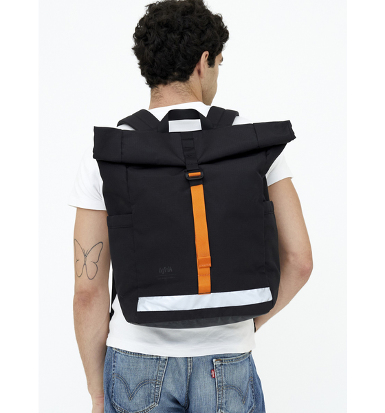 
LEFRIK, 
Lars Roll, 
Detail 1
