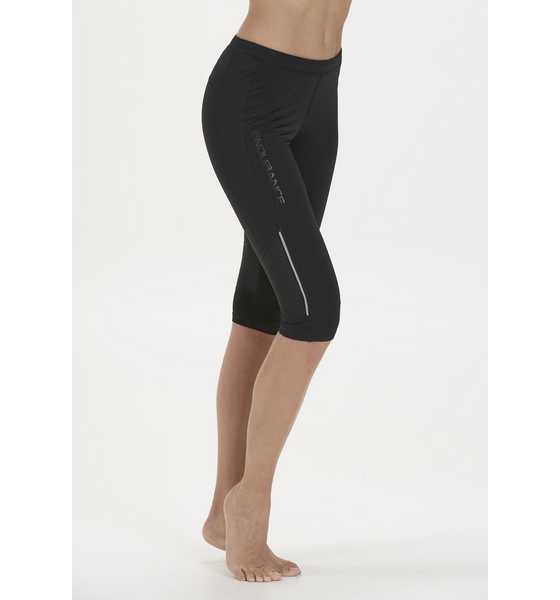 934005101101 ENDURANCE Mahana 3/4 Functional Tights  Model01 Detail