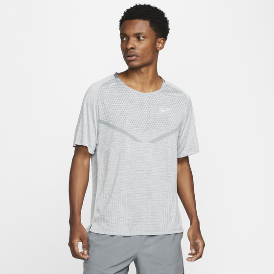 
NIKE, 
Men's Dri-fit Adv Short-sleeve Running Top Tech Knit, 
Detail 1
