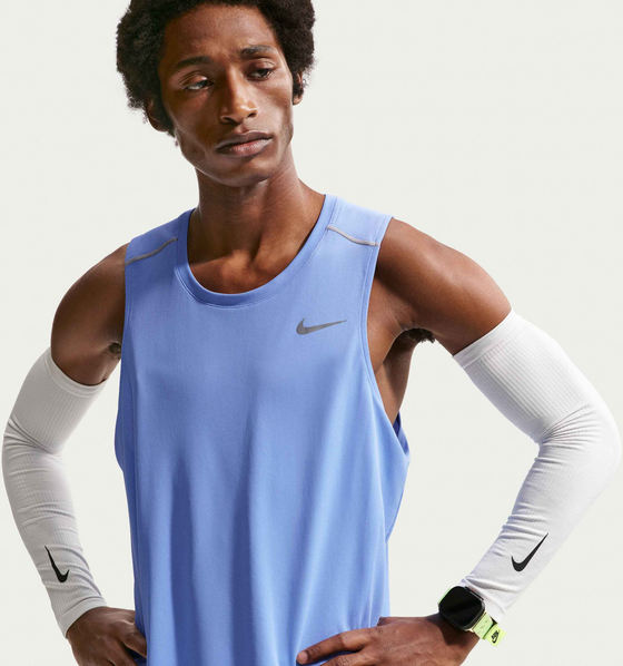 
NIKE, 
Men's Dri-fit Running Tank Top Miler, 
Detail 1
