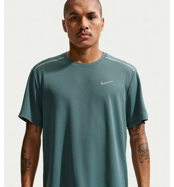 
NIKE, 
Men's Dri-fit Short-sleeve Running Top Miler, 
Detail 1
