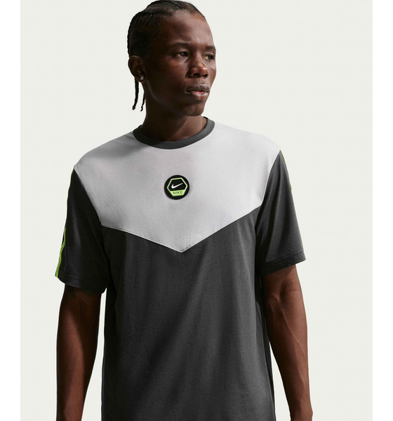 
NIKE, 
Men's Dri-fit T-shirt Sportswear City Side, 
Detail 1
