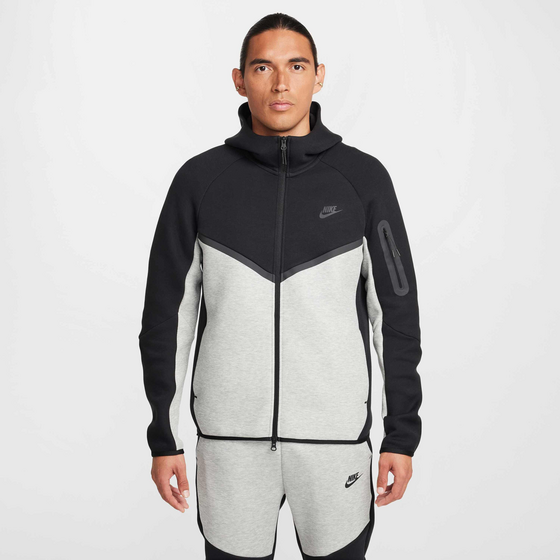 398889507501 NIKE Men's Fleece Windrunner Full-zip Jacket Tech 398889507501 NIKE Men's Fleece Windrunner Full-zip Jacket Tech Model01 Detail