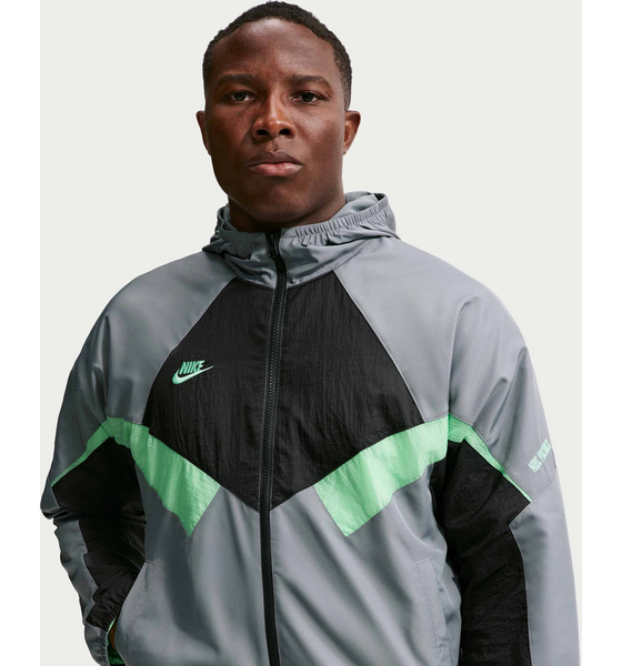 
NIKE, 
Men's Football Hooded Woven Tracksuit Jacket Premier Repel, 
Detail 1
