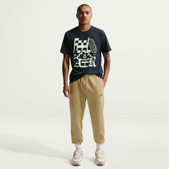 
NIKE, 
Men's Joggers Sportswear Club, 
Detail 1
