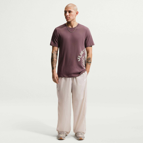
NIKE, 
Men's Lightweight Uv Trousers Windrunner, 
Detail 1
