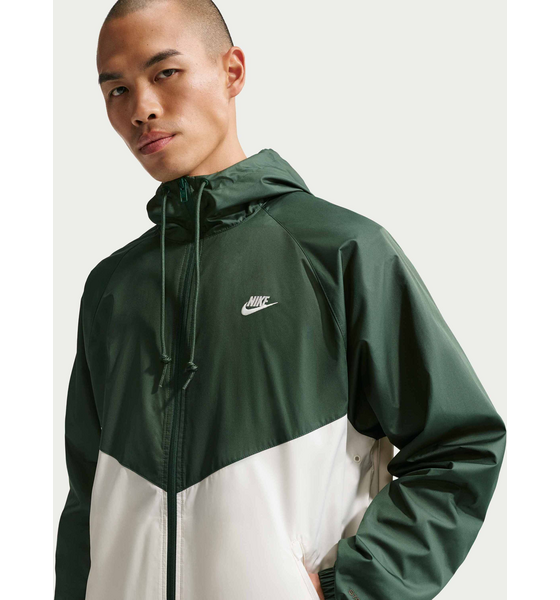 
NIKE, 
Men's Lined Jacket Windrunner, 
Detail 1
