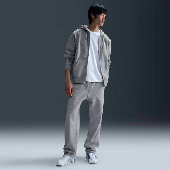 
NIKE, 
Men's Open-hem Fleece Trousers Club, 
Detail 1
