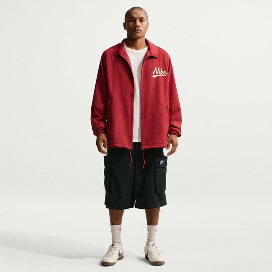 
NIKE, 
Men's Oversized Cargo Shorts Sportswear Club, 
Detail 1
