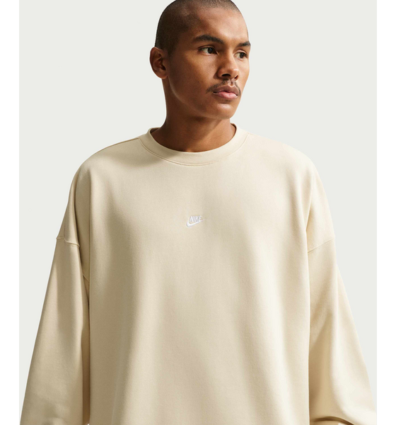 
NIKE, 
Men's Oversized French Terry Crew-neck Sweatshirt Sportswear Club, 
Detail 1
