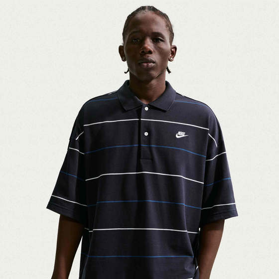 
NIKE, 
Men's Oversized Striped Polo Sportswear Club, 
Detail 1
