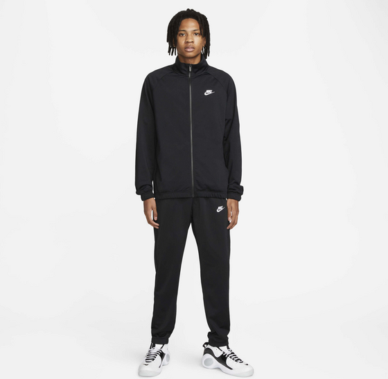 
NIKE, 
Men's Poly-knit Tracksuit Club, 
Detail 1
