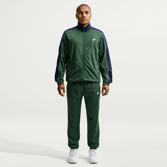 
NIKE, 
Men's Poly-knit Tracksuit Sportswear Club, 
Detail 1
